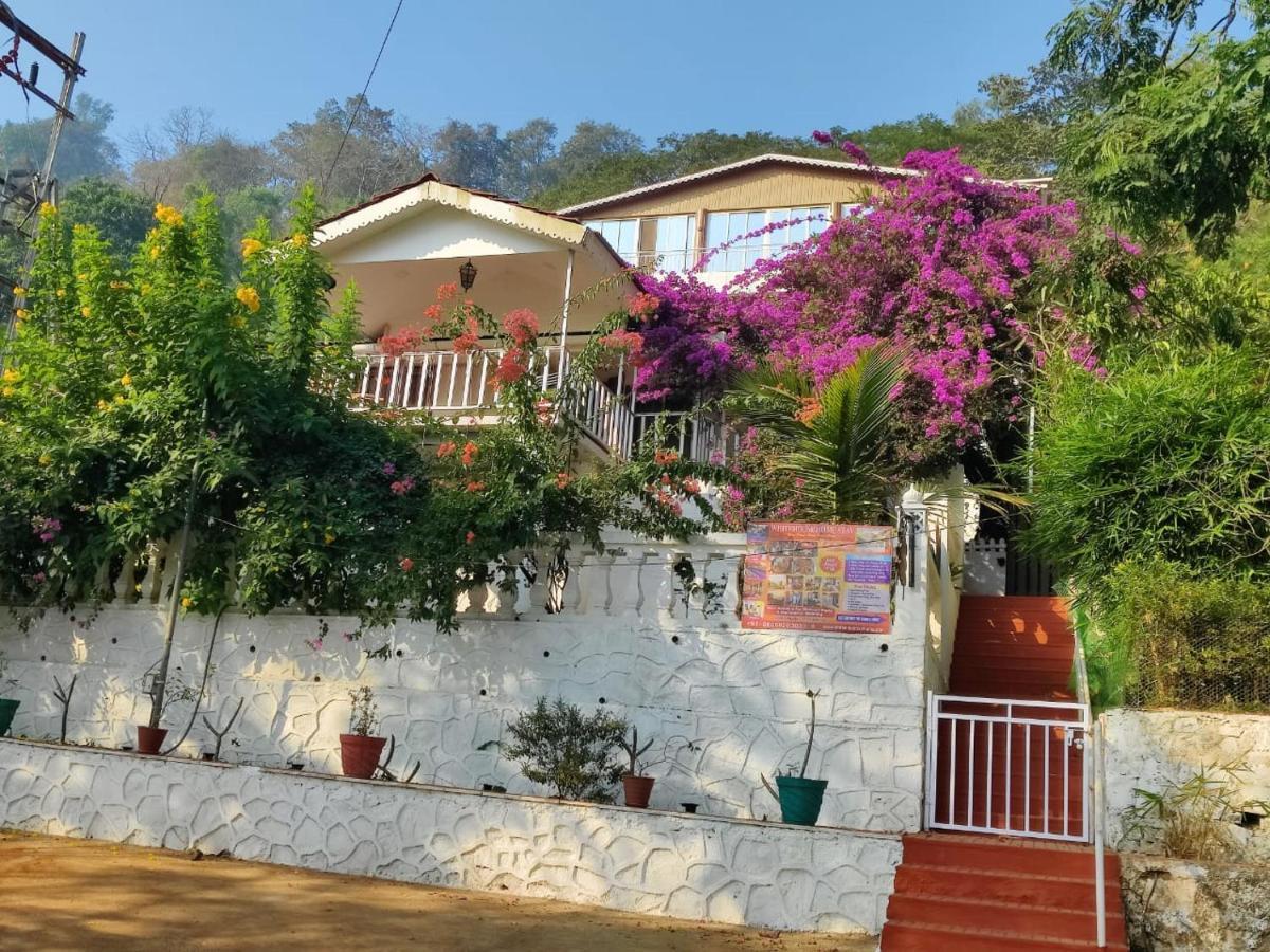 Whitehouse Homestay By Oxystays Hospitality Alībāg Zewnętrze zdjęcie