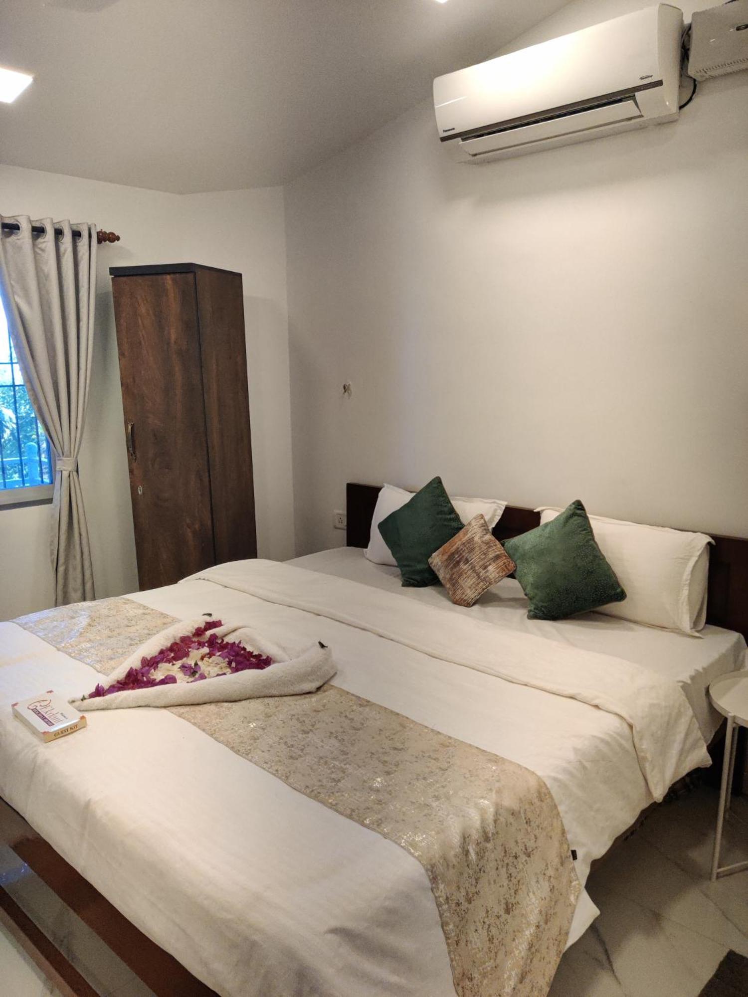 Whitehouse Homestay By Oxystays Hospitality Alībāg Zewnętrze zdjęcie
