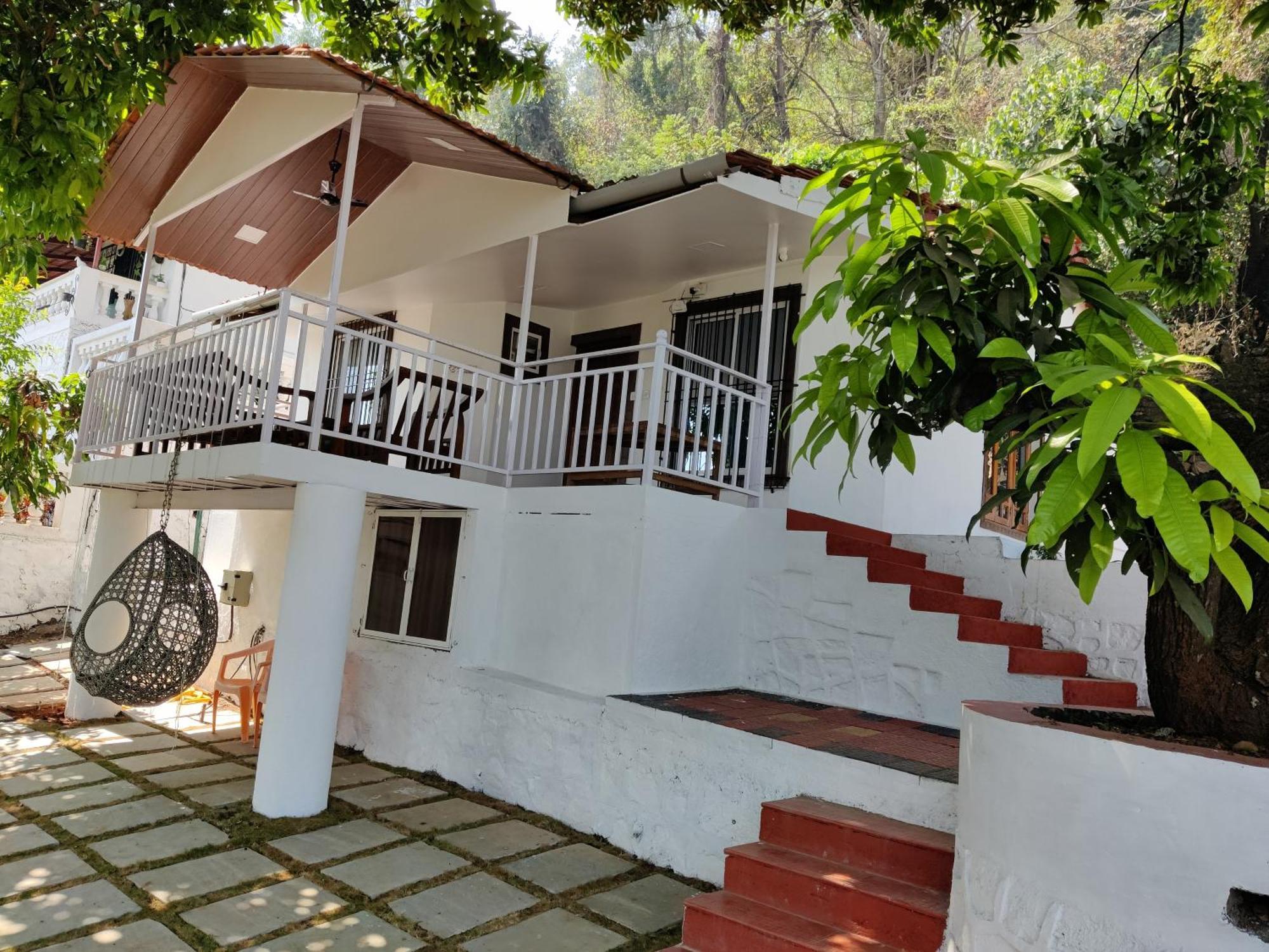 Whitehouse Homestay By Oxystays Hospitality Alībāg Zewnętrze zdjęcie