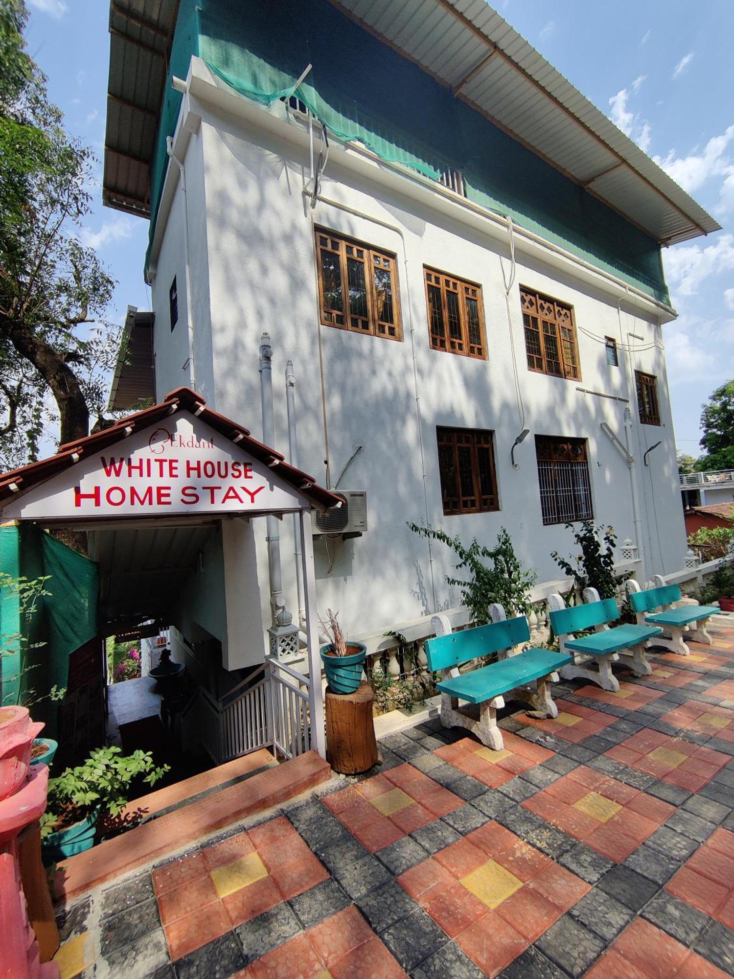 Whitehouse Homestay By Oxystays Hospitality Alībāg Zewnętrze zdjęcie