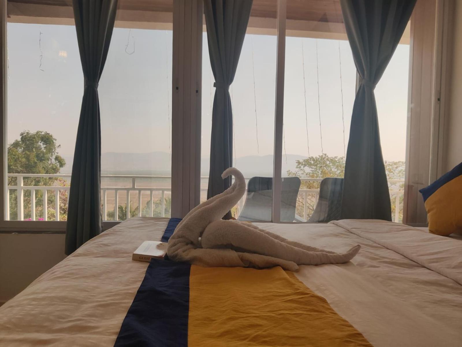 Whitehouse Homestay By Oxystays Hospitality Alībāg Zewnętrze zdjęcie