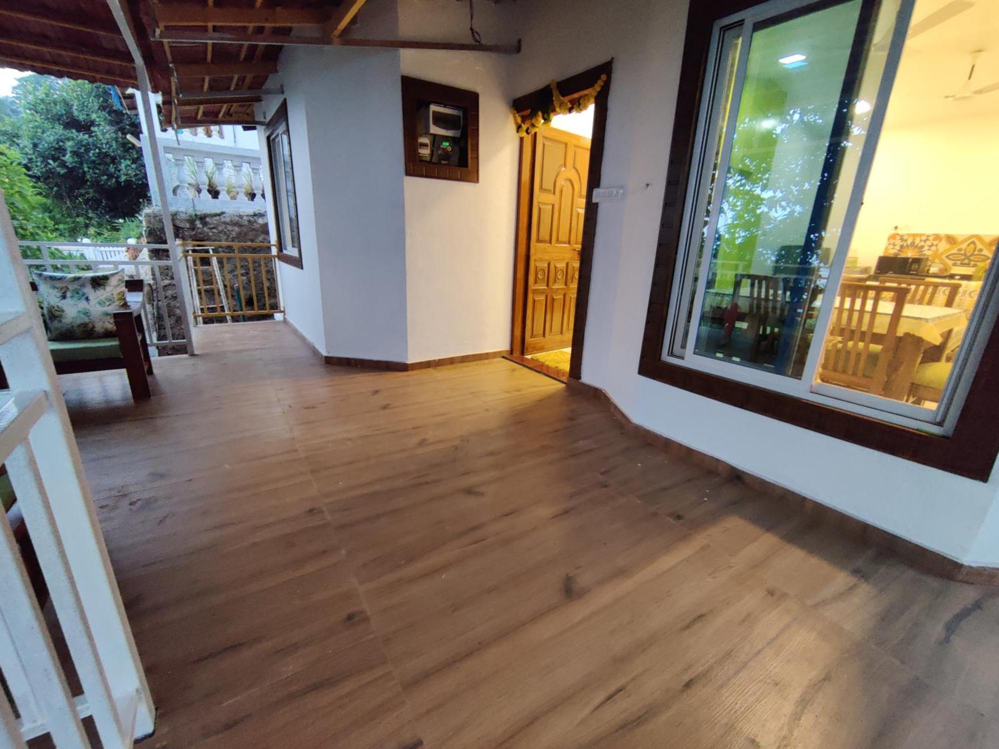 Whitehouse Homestay By Oxystays Hospitality Alībāg Pokój zdjęcie